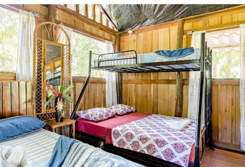 Luminosa Uvita Hostel Eksteriør billede