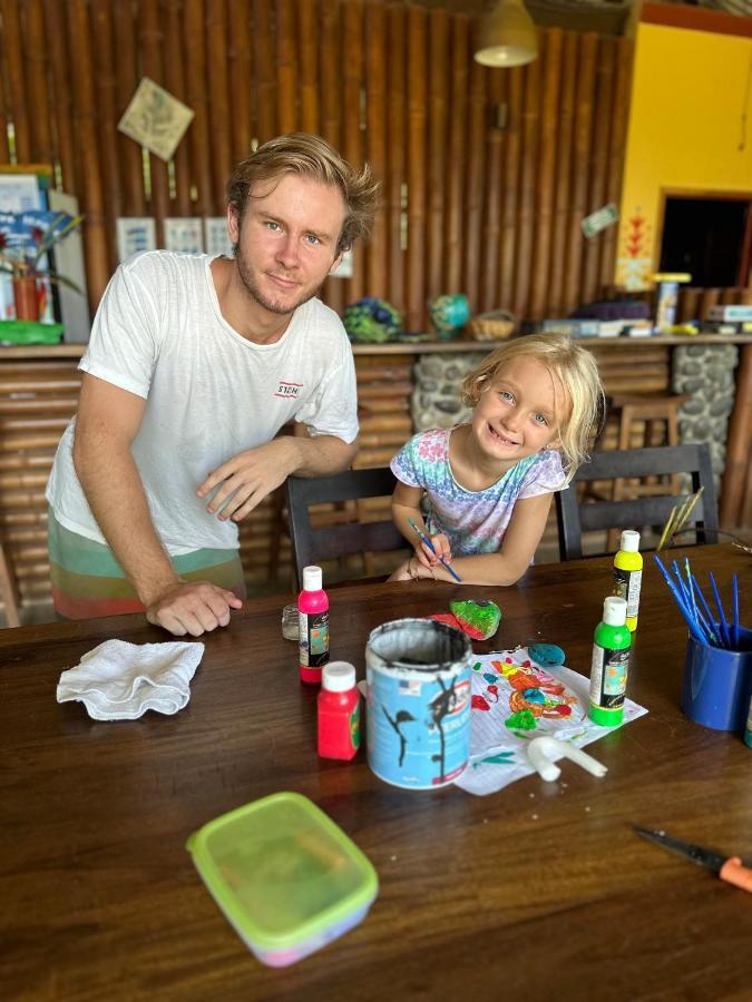 Luminosa Uvita Hostel Eksteriør billede